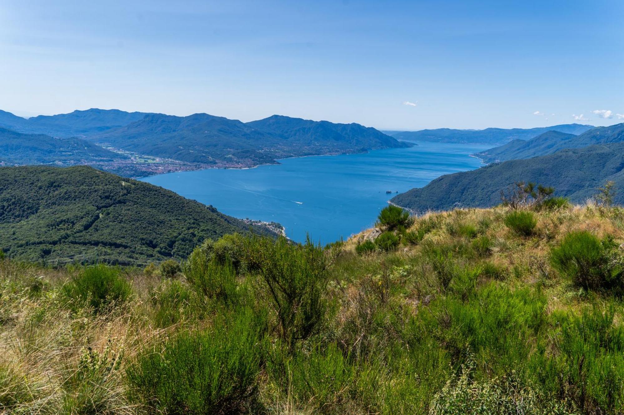 Casa Del Borgo "Aria & Acqua" Sul Lago Maggiore Maccagno Екстериор снимка