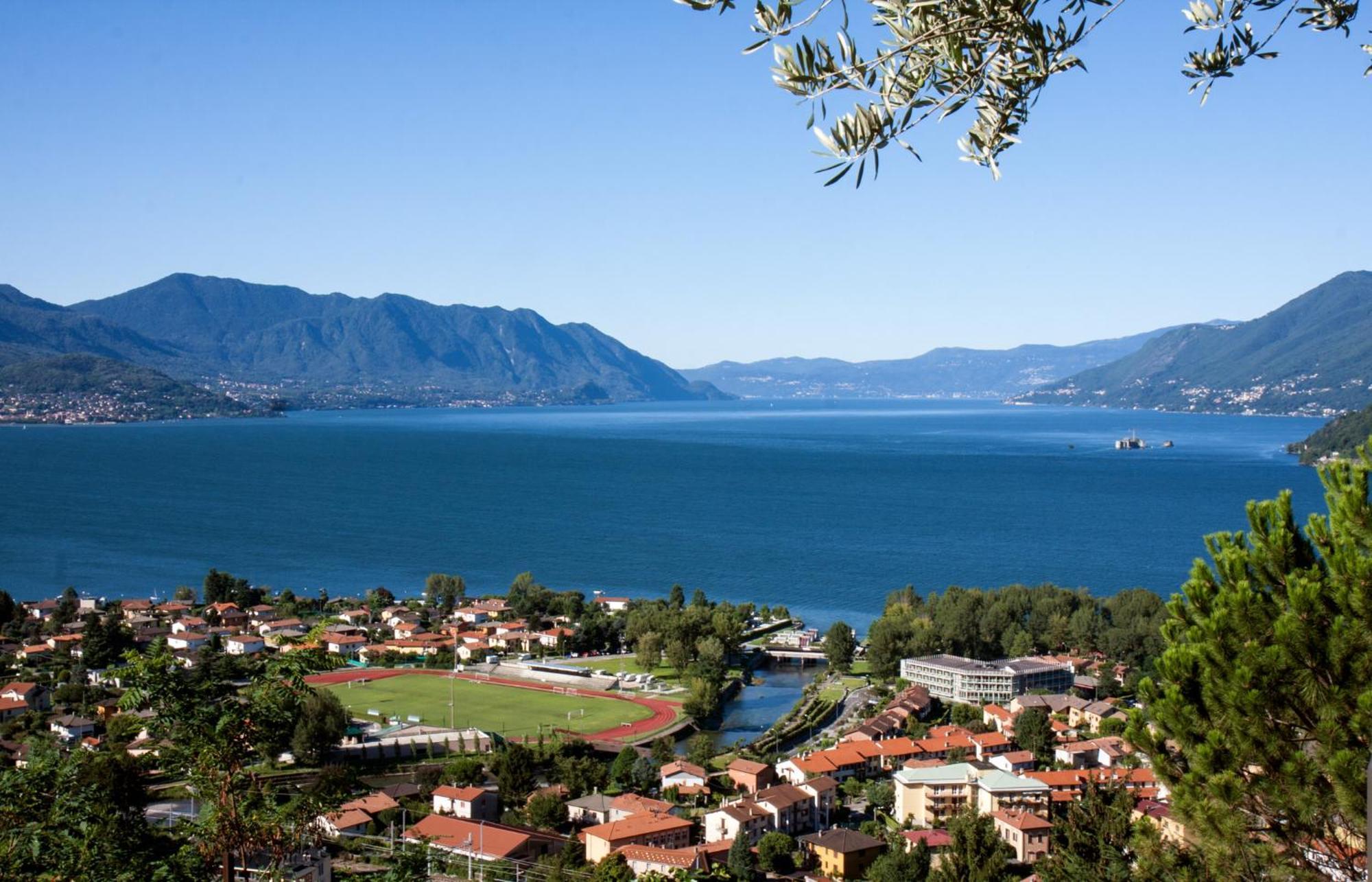 Casa Del Borgo "Aria & Acqua" Sul Lago Maggiore Maccagno Екстериор снимка