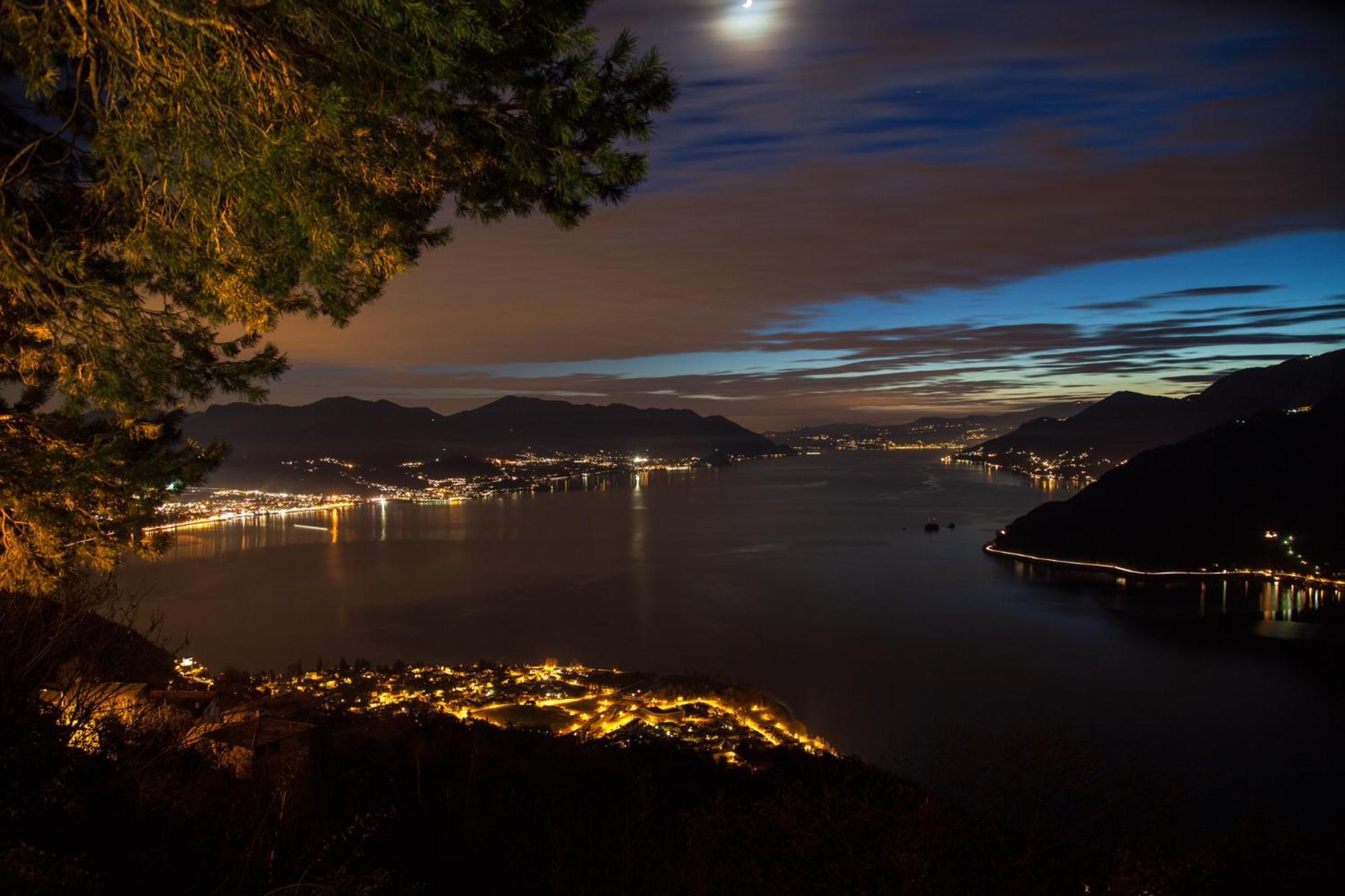 Casa Del Borgo "Aria & Acqua" Sul Lago Maggiore Maccagno Екстериор снимка